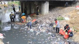 Aksi Bersih-Bersih Sungai Jerman Prenduan Pragaan Sumenep