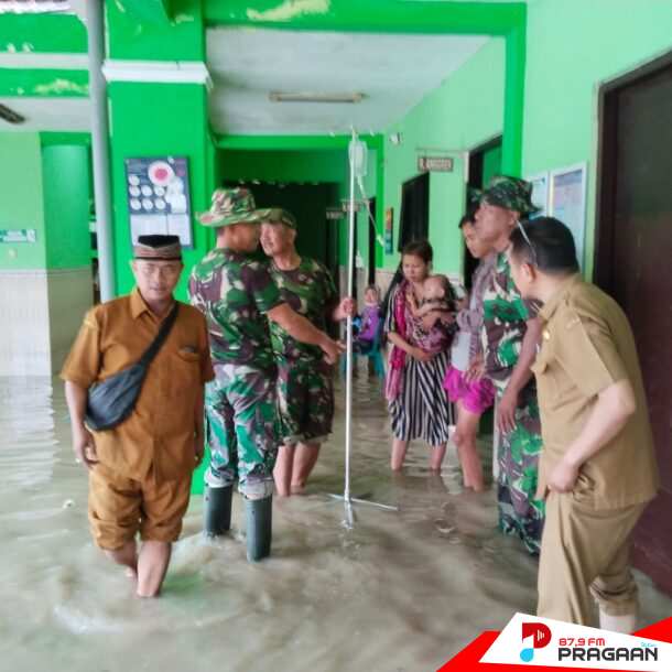 Puskemas Pragaan Saat Teremdam Banjir, Senin (10/3/2025).